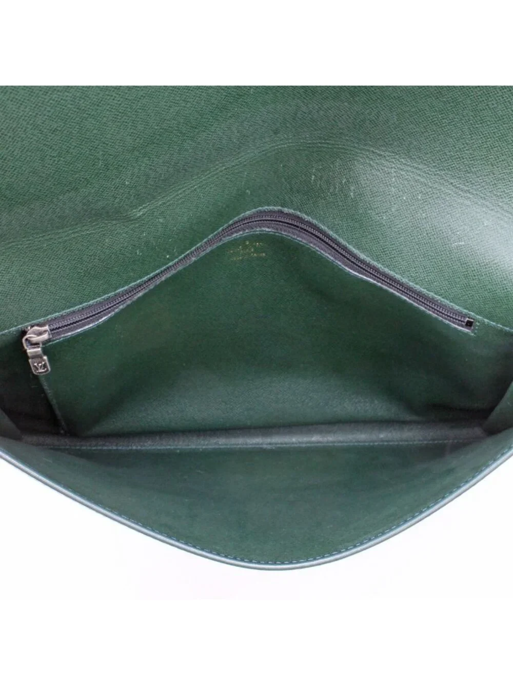 Louis Vuitton Taiga Polga Business Bag - Picture 8 of 10